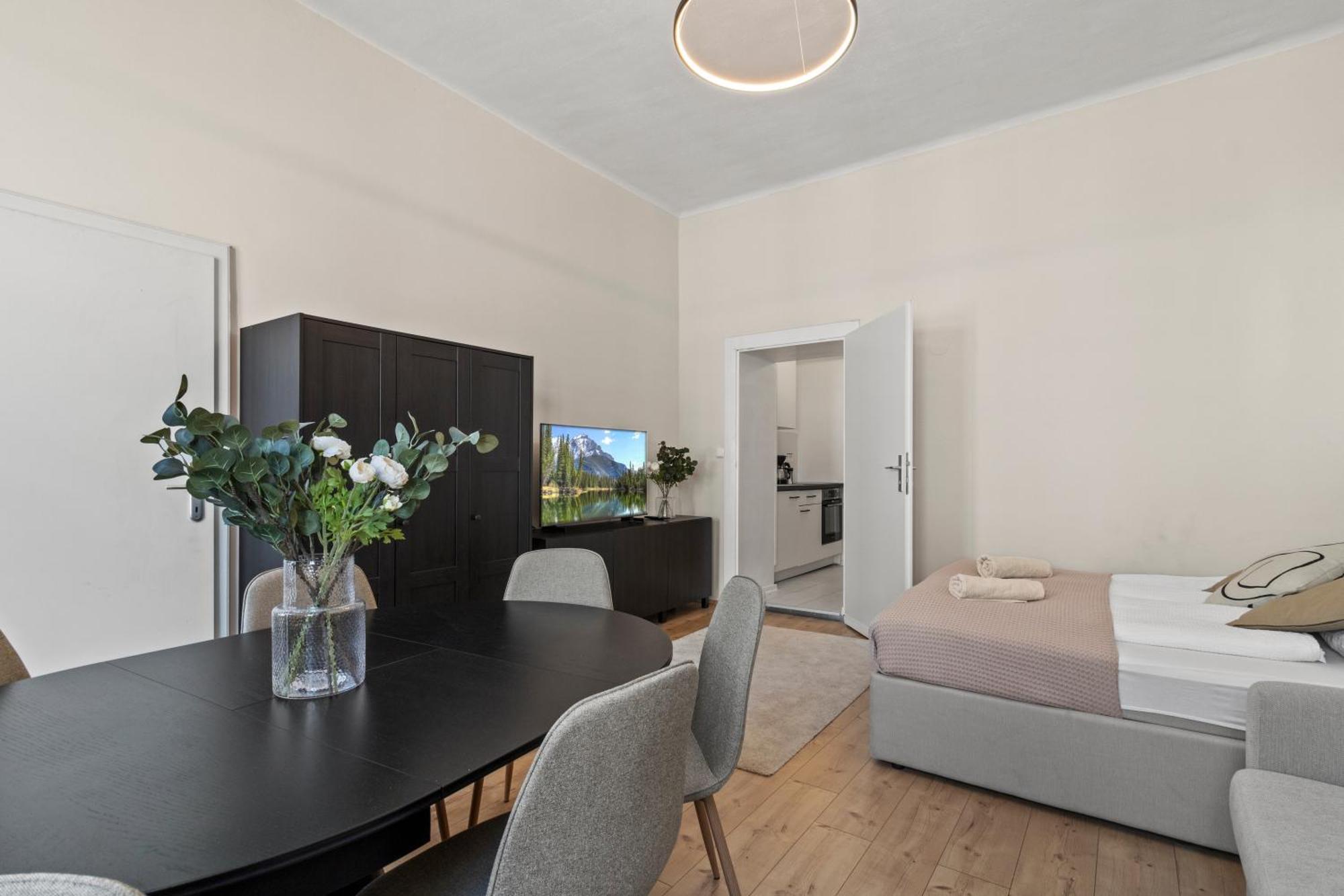 Spacious Apartment, 3 Min To U6 Metro Wiedeń Zewnętrze zdjęcie