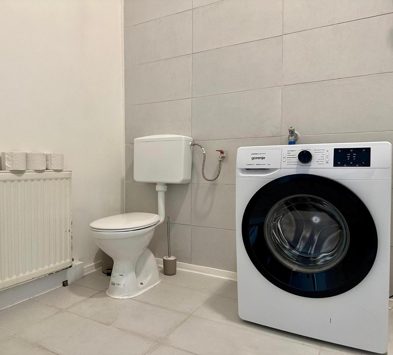 Spacious Apartment, 3 Min To U6 Metro Wiedeń Zewnętrze zdjęcie