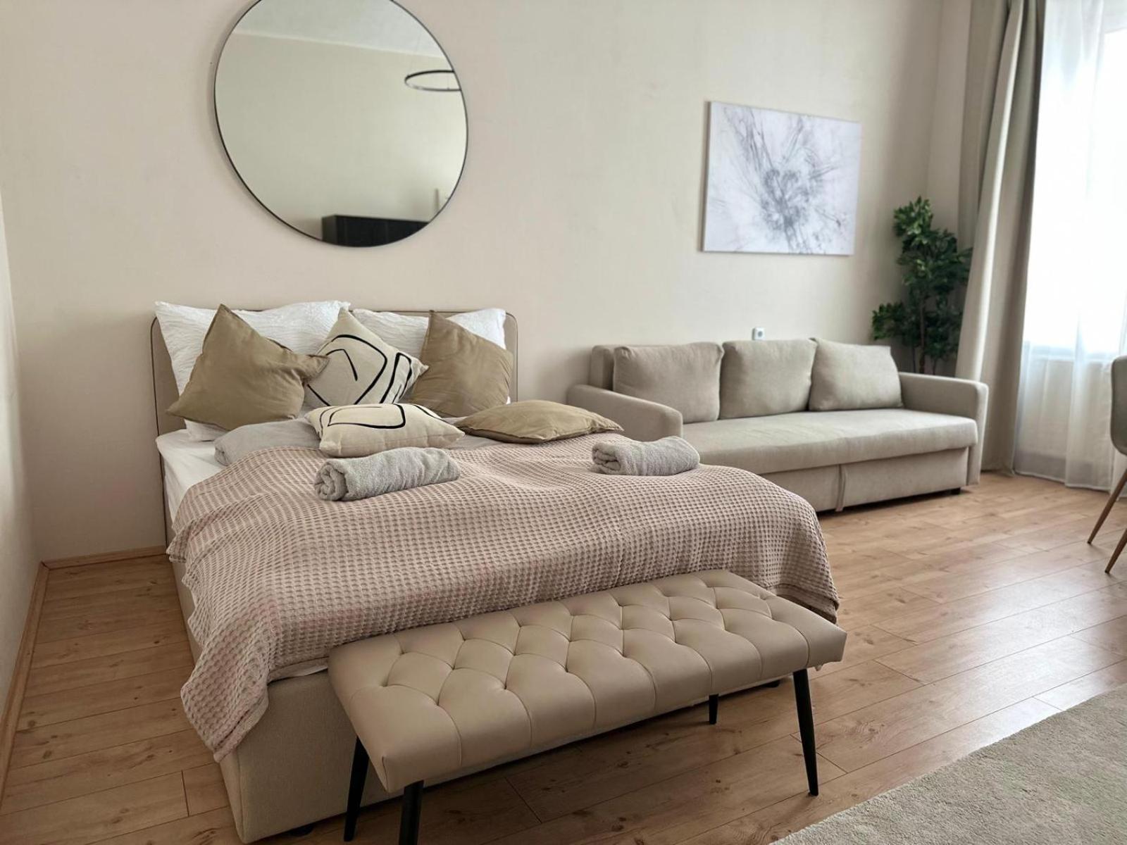 Spacious Apartment, 3 Min To U6 Metro Wiedeń Zewnętrze zdjęcie
